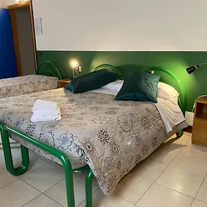 Casa Santa Caterina E Sant Antonio Padua